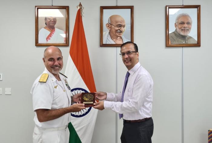 EUNAVFOR Force Commander and the High Commissioner of India to Seychelles