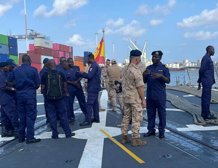 EUNAVFOR FCDR and Kenya Coast Guard personnel during the activity