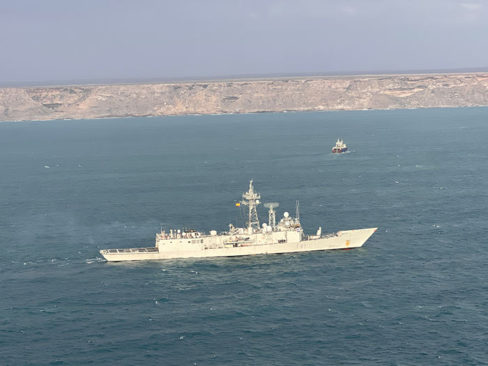 EUNAVFOR ATALANTA flagship in the vicinity of the hijacked Chinese fishing vessel