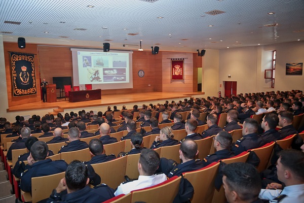 EUNAVFOR ATALANTA Chief of Staff during his presentation at the Non-Commissioned Officer Naval School
