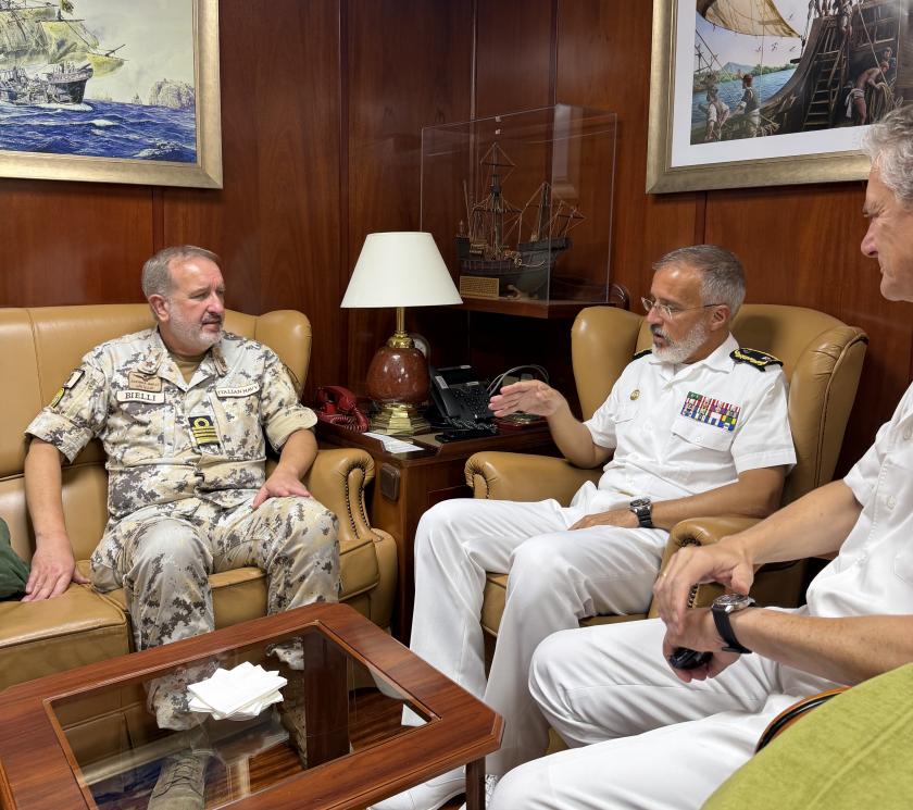 ATALANTA Force Commander met with Commander of CMF – CTF 154 CAPTAIN (ITA -N) Andrea Bielli, on 28 January, and discussed mutual support to conduct local maritime capacity enhancement exercises with regional forces.
