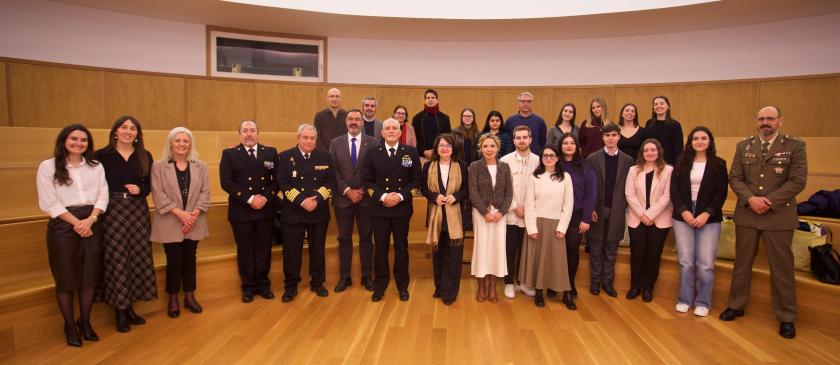 University of Alicante Rector, Vice Rector, and ATALANTA Deputy Commander, together with the awarded students
