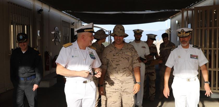 ATALANTA Deputy Commander, Force Commander and DAT ORION Commanding officer during the visit