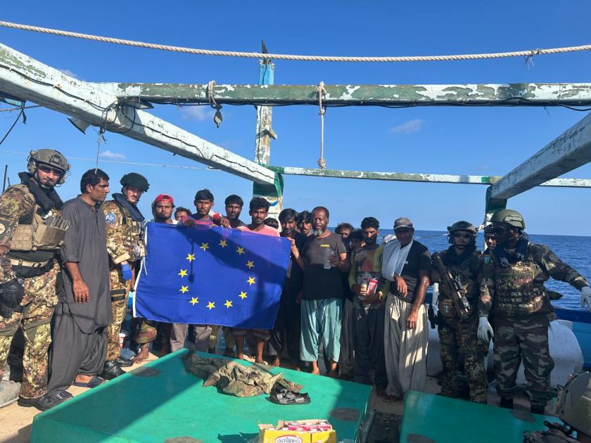 ATALANTA forces and ALWASEEMI crewmembers