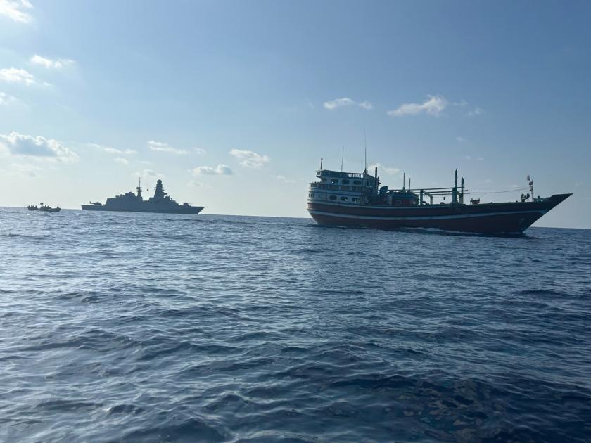 ATALANTA flagship ITS BIANCHI in the vicinity of the fishing dhow ALWASEEMI
