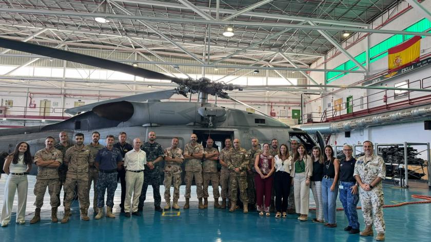ATALANTA personnel at the SH60 hangar