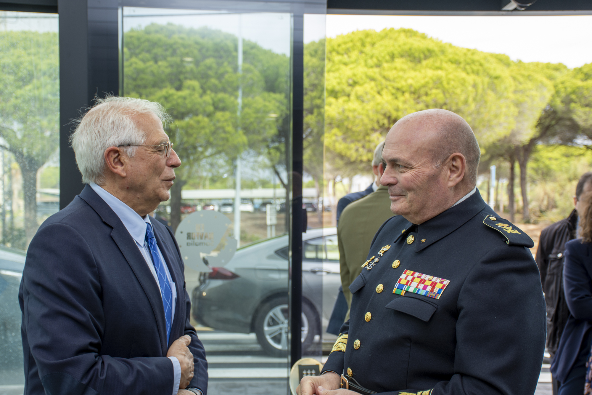 Mr. Josep Borrell meets EU NAVFOR  Somalia Operation ATALANTA Commander Major General Antonio Planells Palau in Rota on 20 November 2019.