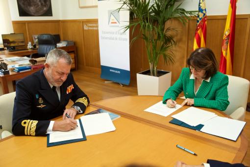 Signature of the Memorandum of Understanding EUNAVFOR- University of Alicante 